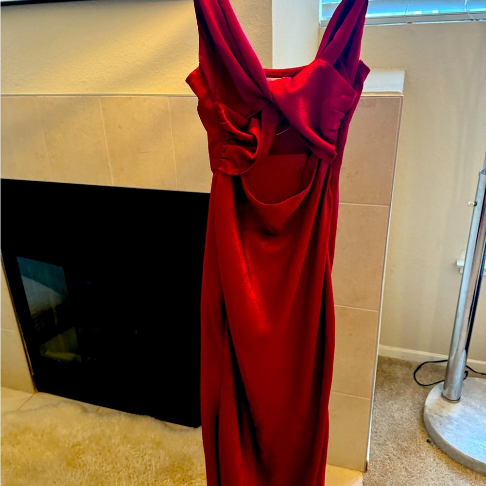Song of Style brand Kat midi dress in red from Revolve - Picture 2 of 3